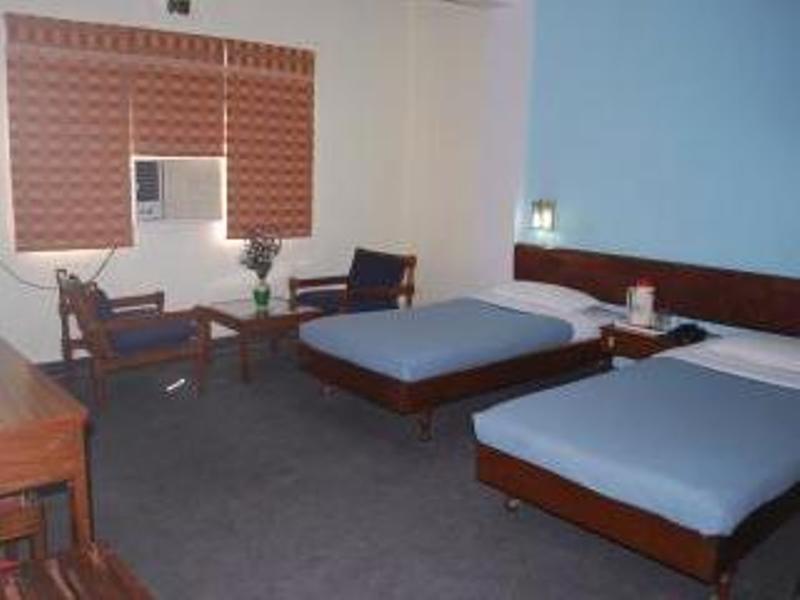 Gautam Hotel Варанаси Екстериор снимка