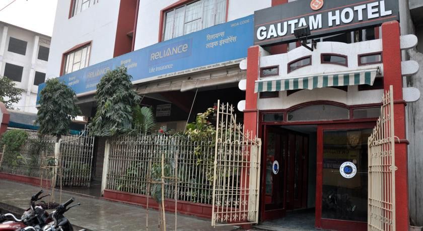 Gautam Hotel Варанаси Екстериор снимка