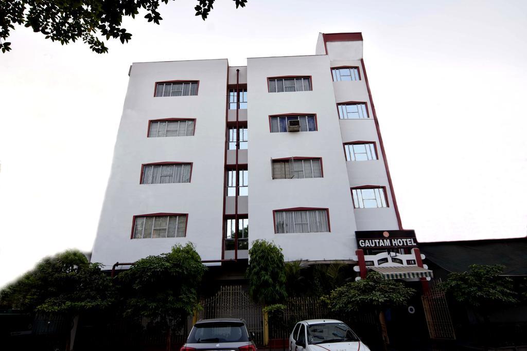 Gautam Hotel Варанаси Екстериор снимка